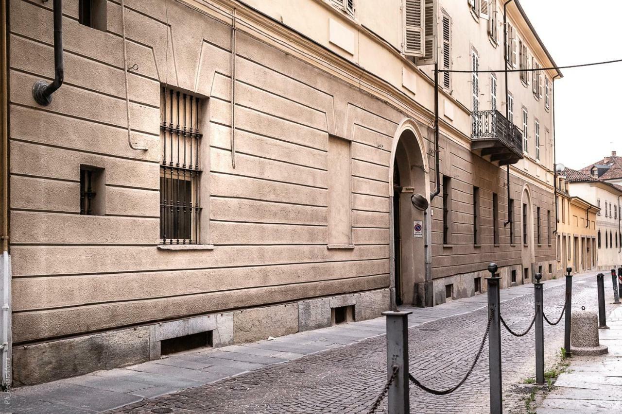 Roero Suite In The City Center Asti Exterior foto
